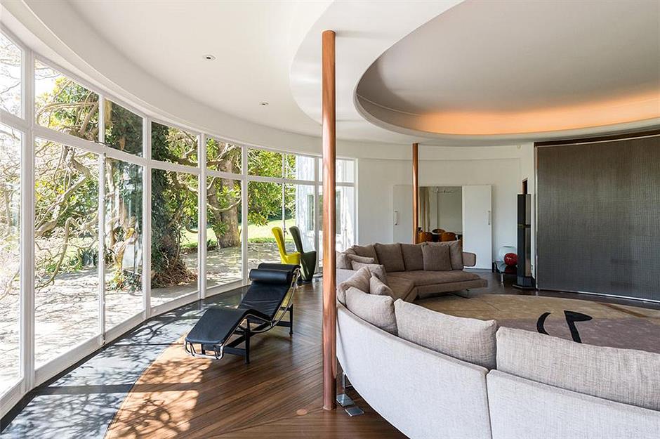 13 amazing round houses from around the world